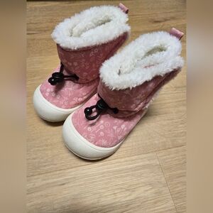 Jan & Jul Water Resistant Stay-On Winter Trail Boots Size 6